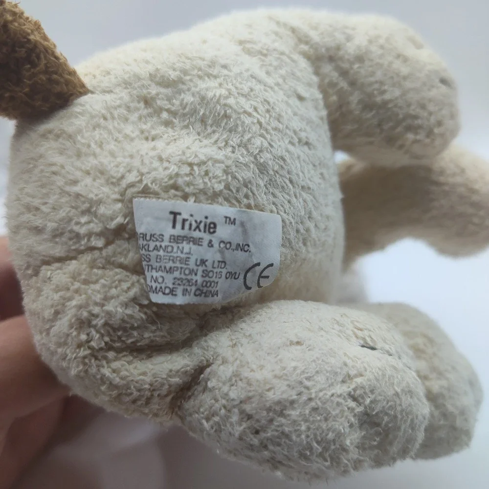 Vintage Russ Luv Pets Bean Bag Plush Lot Tabbies Trixie Bailey Stuffed Dog Cat